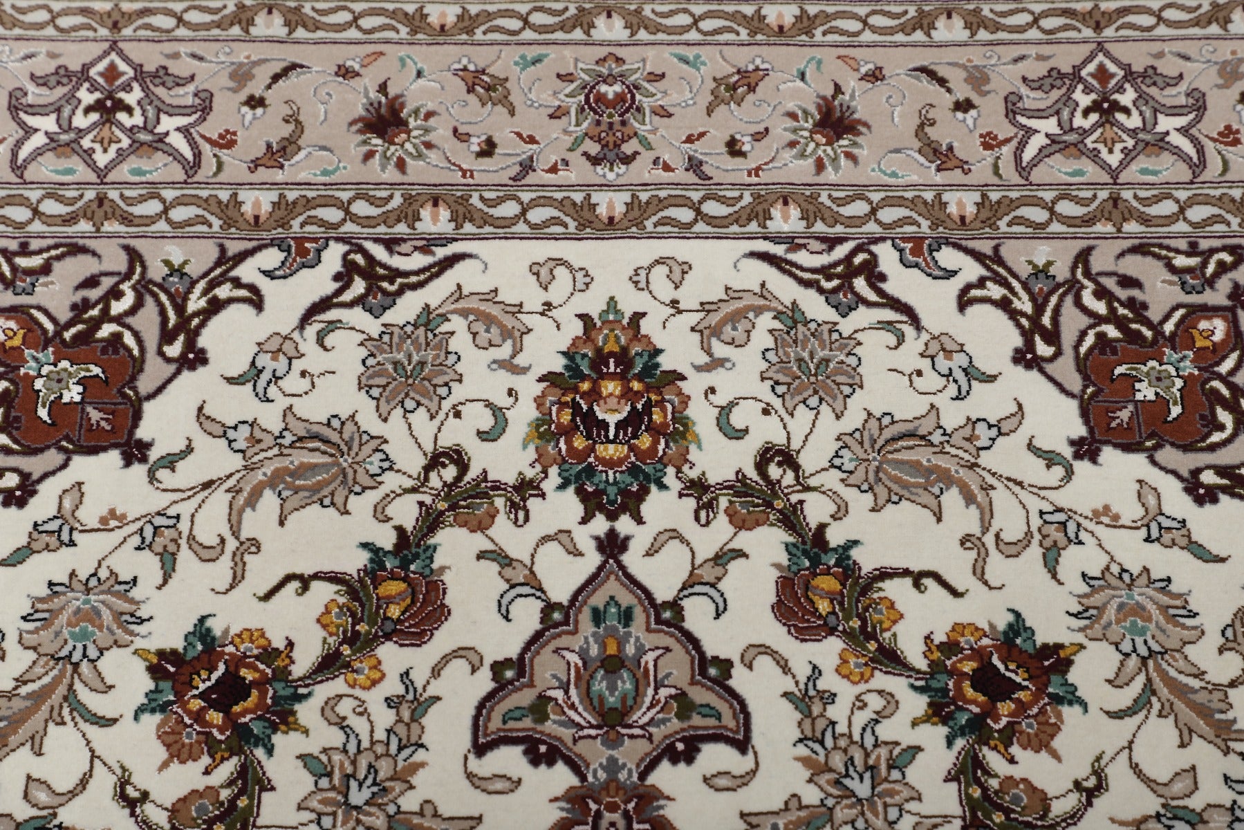 Isfahan FINE "DORI" med silke renning 159 x 104