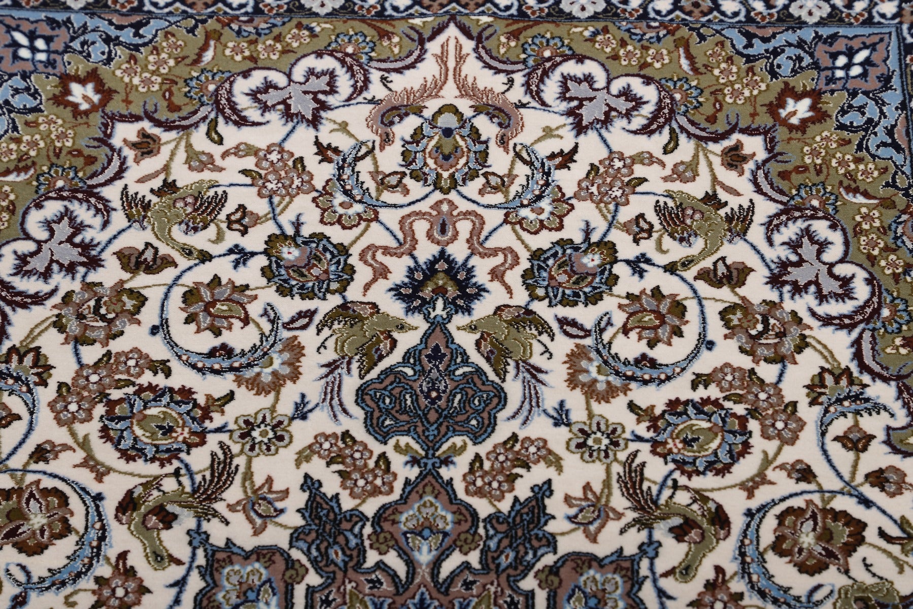 Isfahan FINE med silke renning 174 x 112