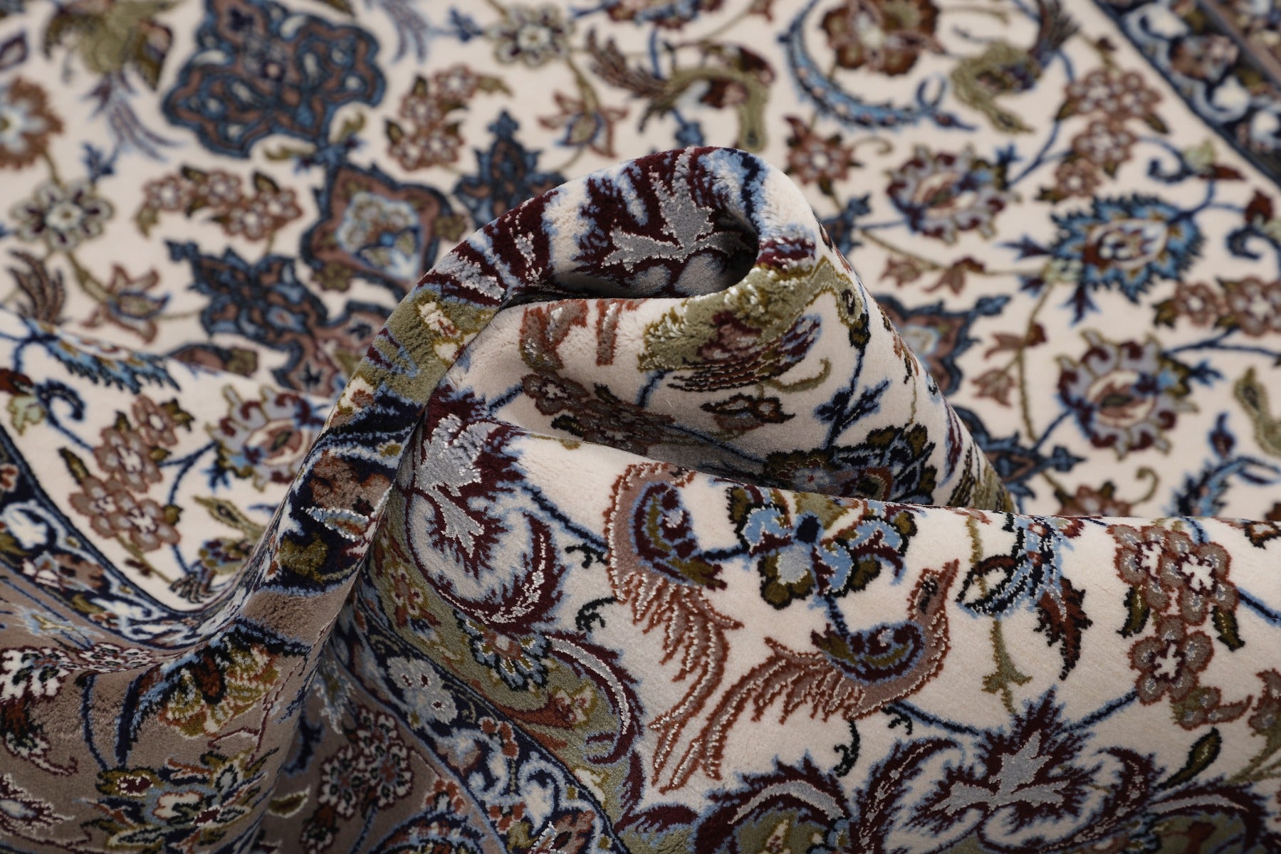 Isfahan FINE med silke renning 174 x 112