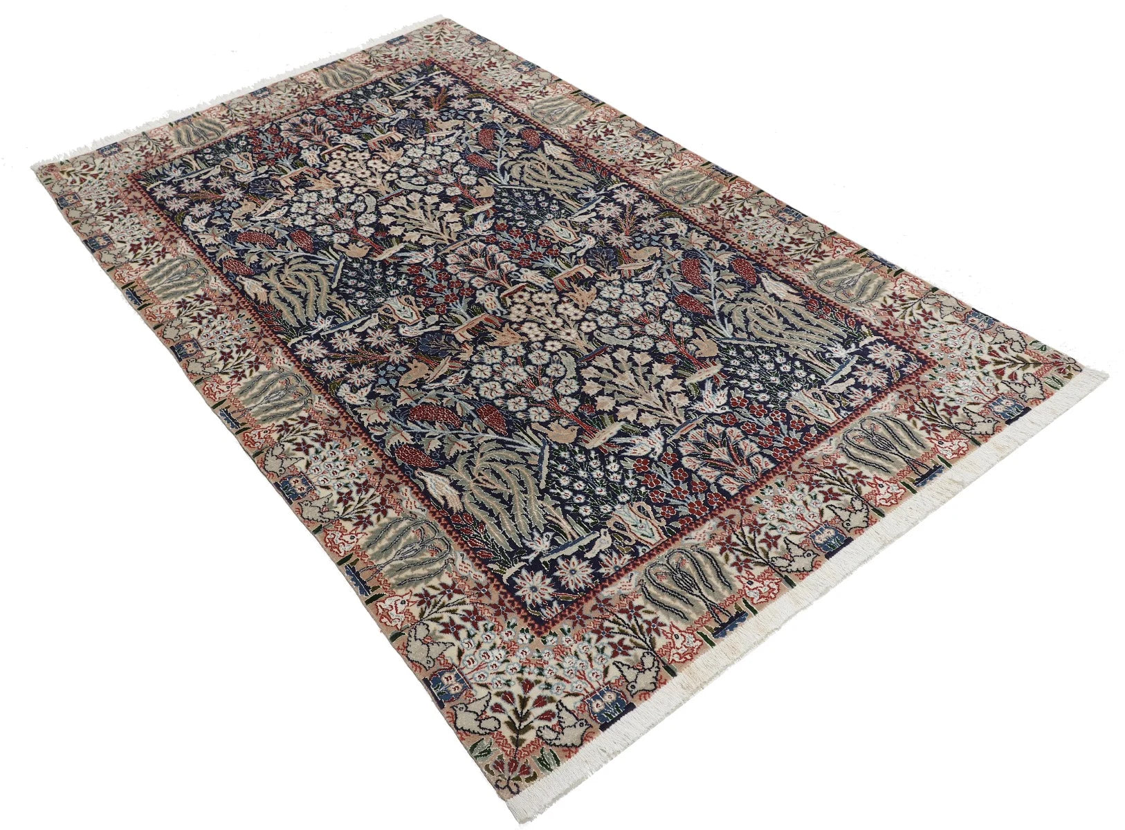 Fine Nain Med Silke 200x126