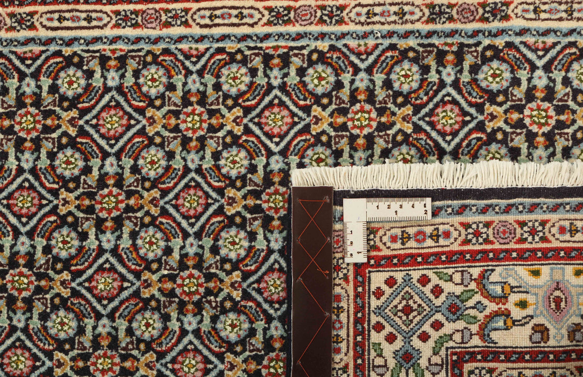 Moud Mahi 116 x 80