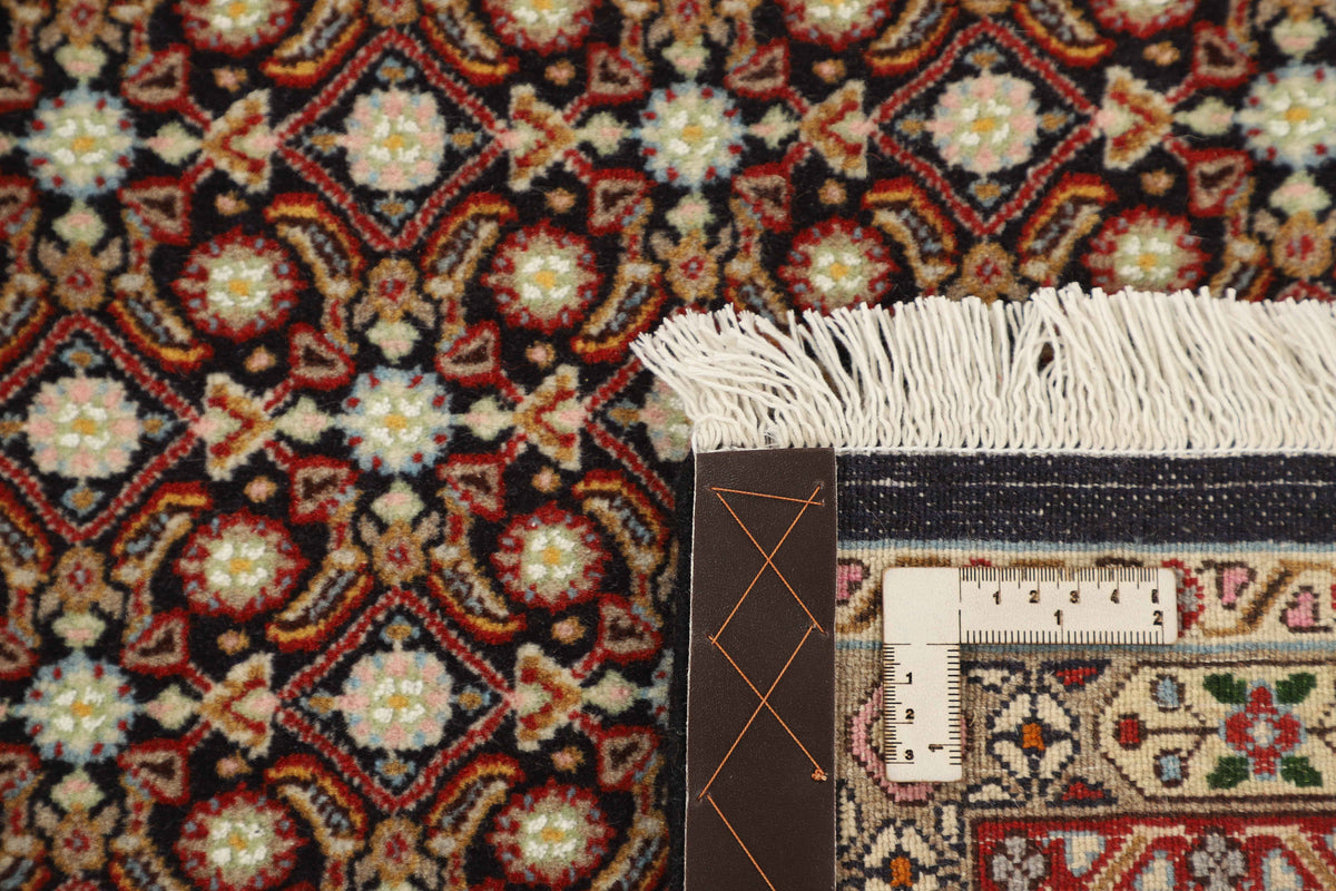 Moud Mahi 247 x 174
