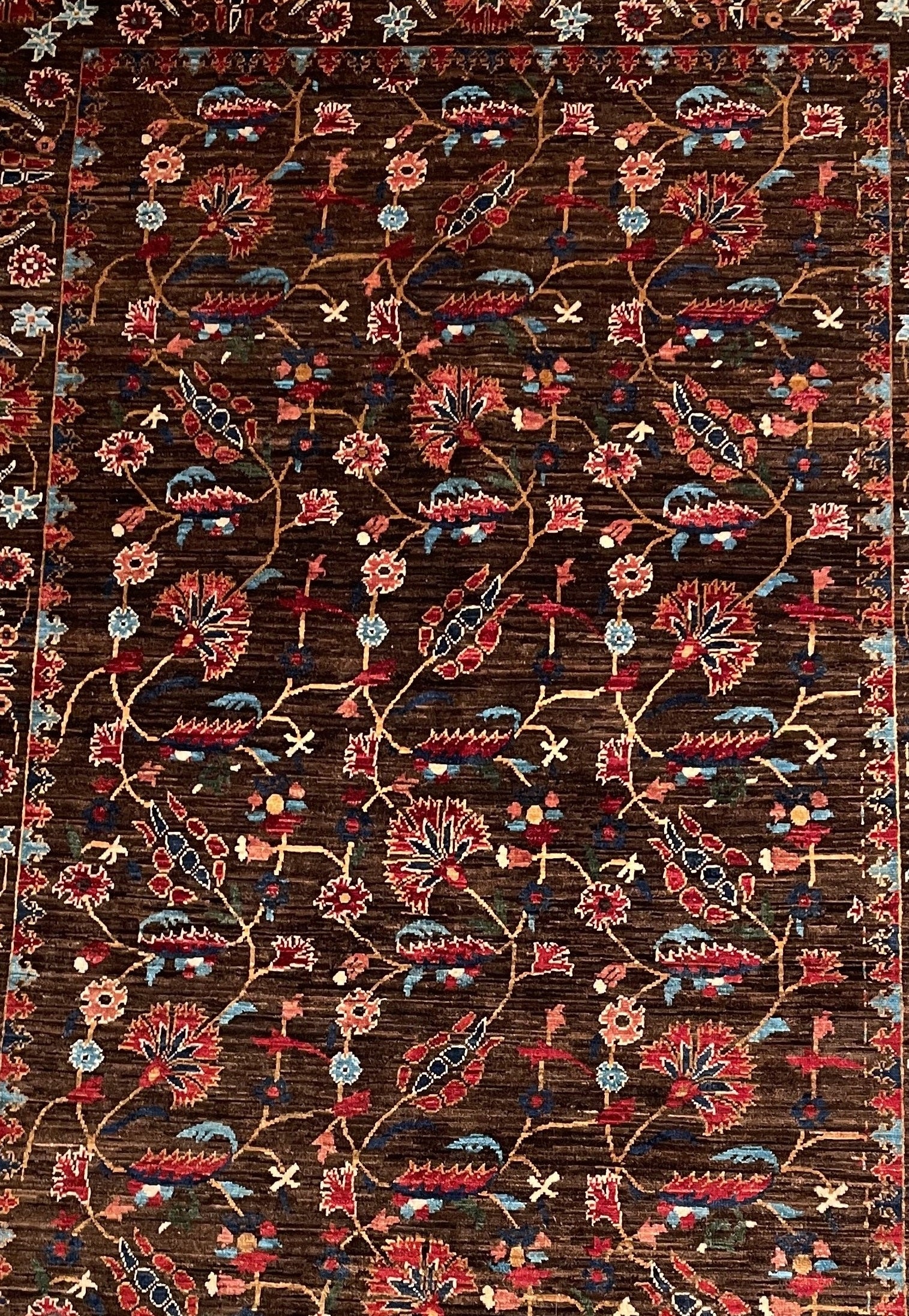 Aryana Modern 233 x 171