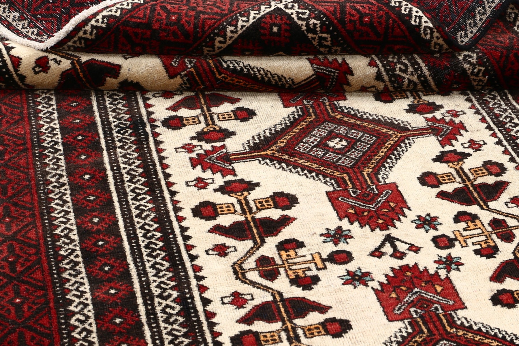 Beluch Fine 191 x 101