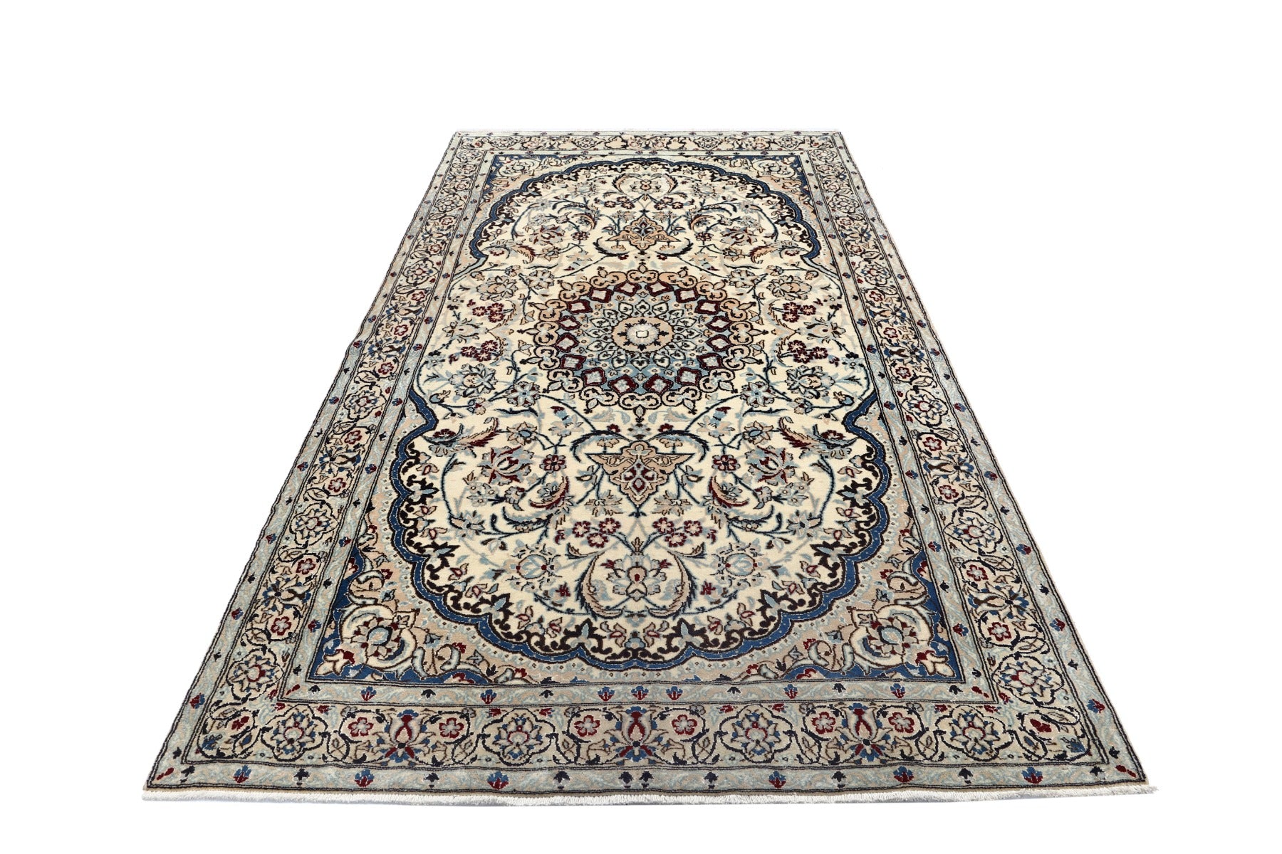 Fine Nain Med Silke 255x147