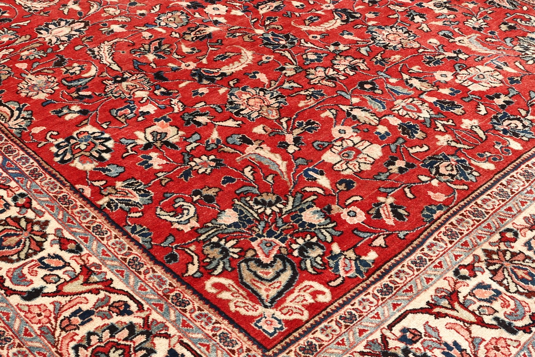 Fine Sarough 313x208