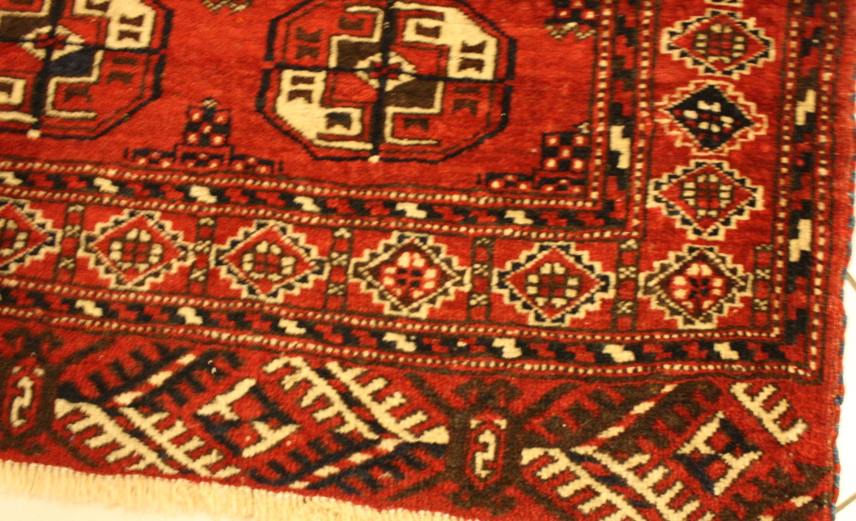 Antikk Yamut 119x116