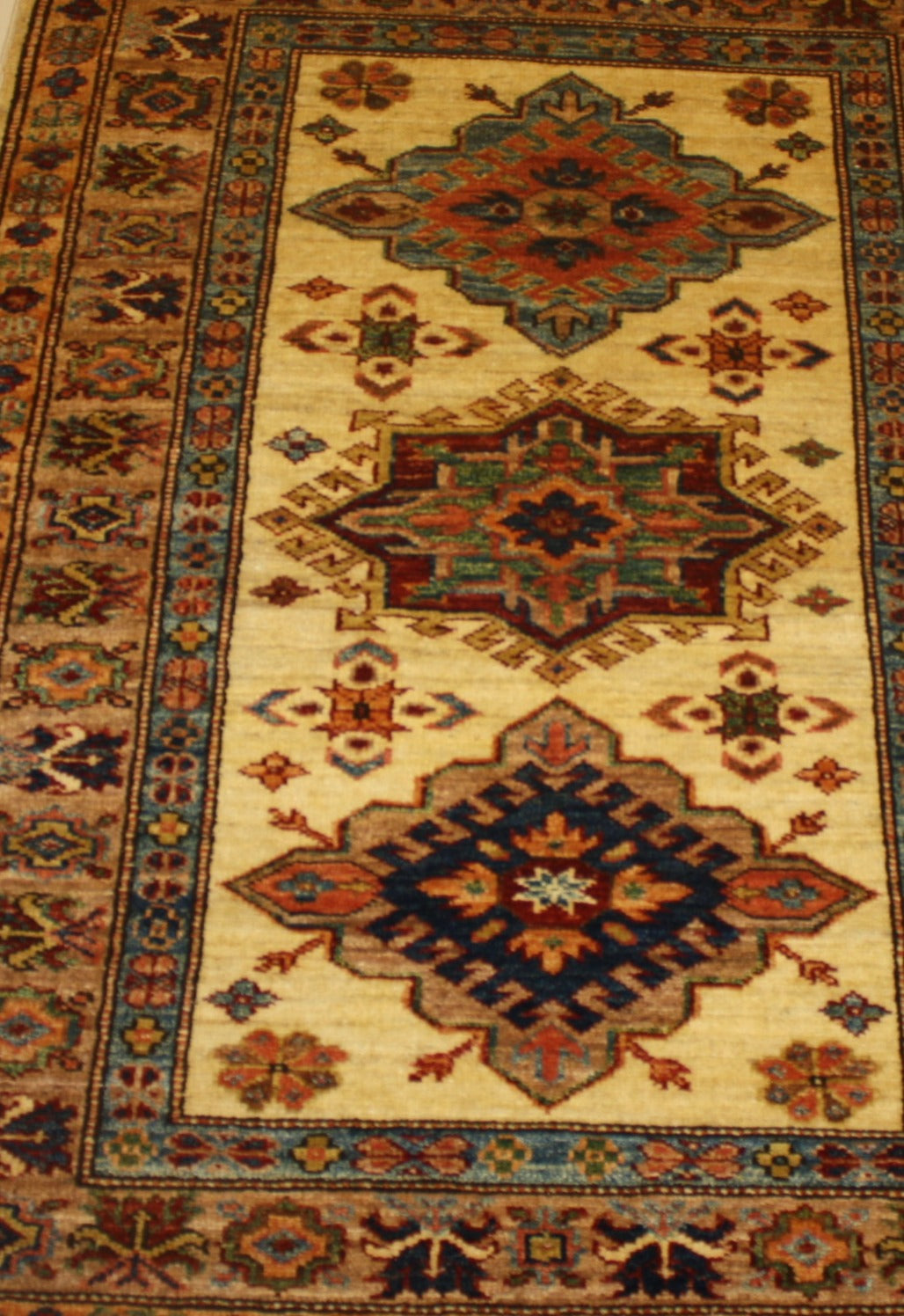 Kazak 120x84