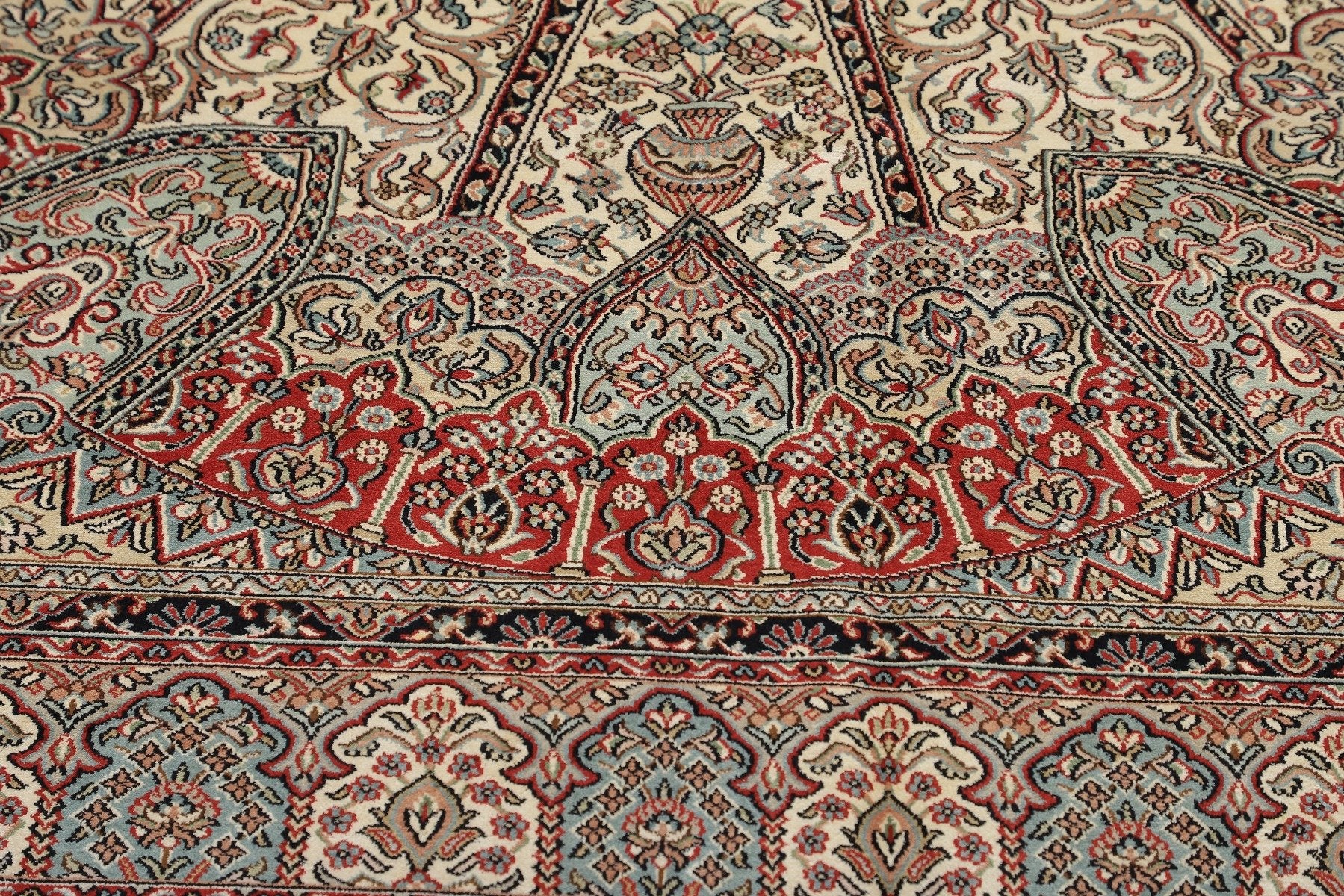 Kashmir Ren Silke 267x173